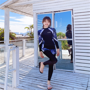 Lady’s swimming suit wetsuit diving suit for sale Long sleeve topes and shorts Item no.2112